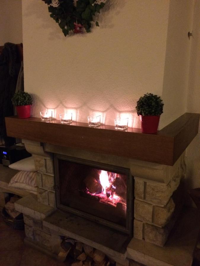 Sklep U Hrabalu Aparthotel Hustopece Bagian luar foto